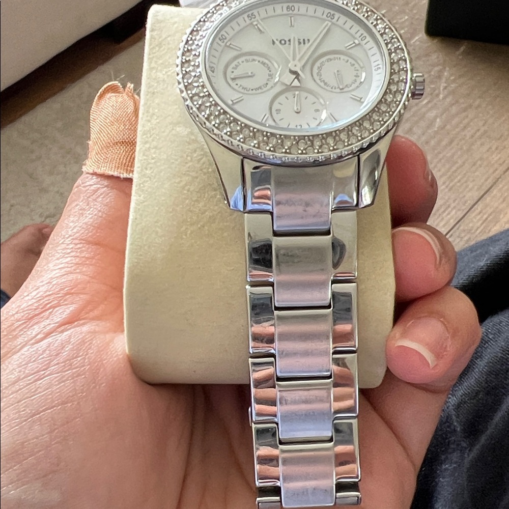 Fossil Women's Silver Watch with Crystal Detailing - Picture 2 of 4